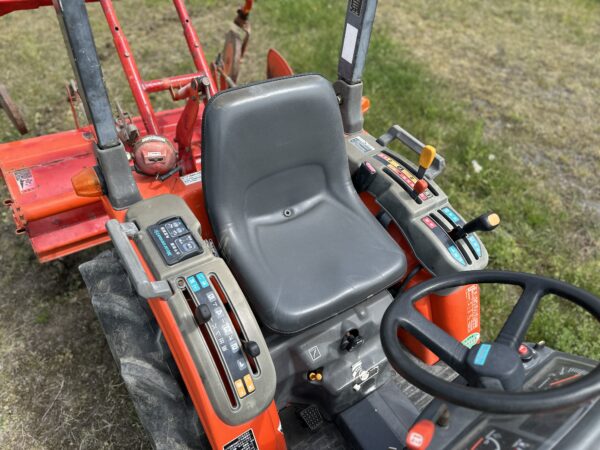 KUBOTA B72 4x4 servo s rotavatorem 464mth - Image 5
