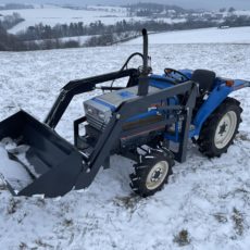 PRODÁNO - ISEKI TA210 4x4 servo nakladač