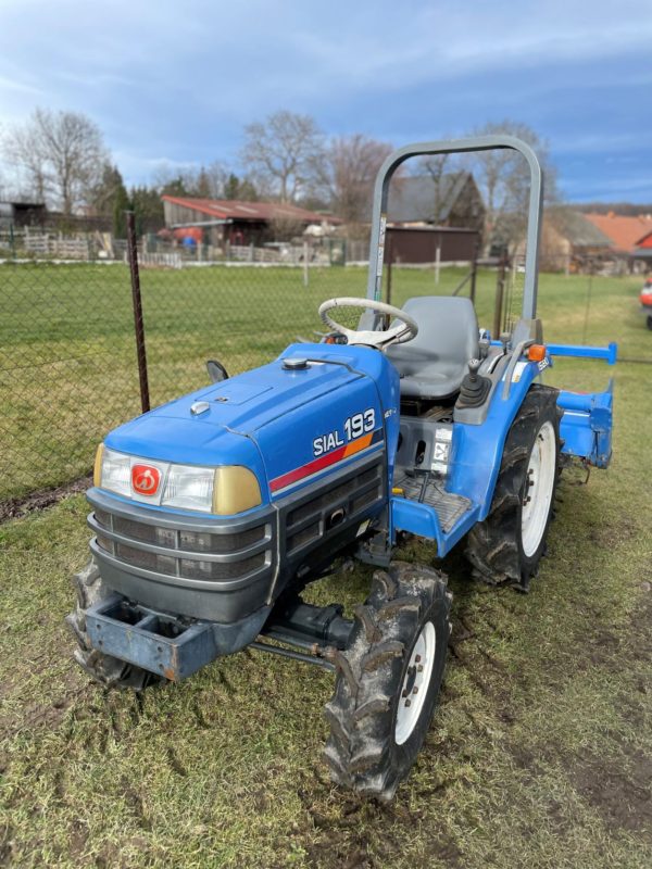 2001 ISEKI TF193F 4x4 servo - Image 7