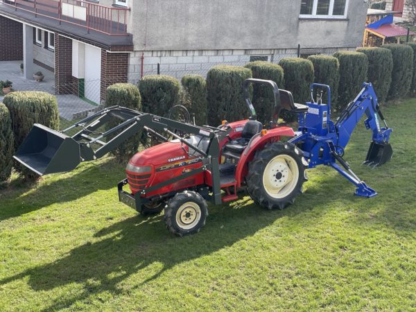 2001 YANMAR RS240 s nakladačem a podkopem