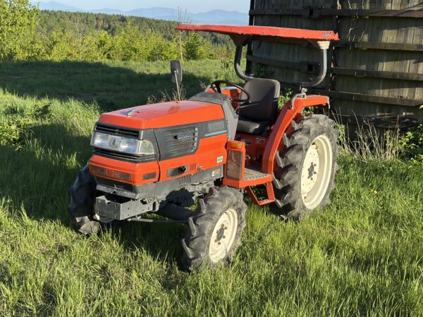 KUBOTA GL321 stříška 4x4 2374mth - Image 2
