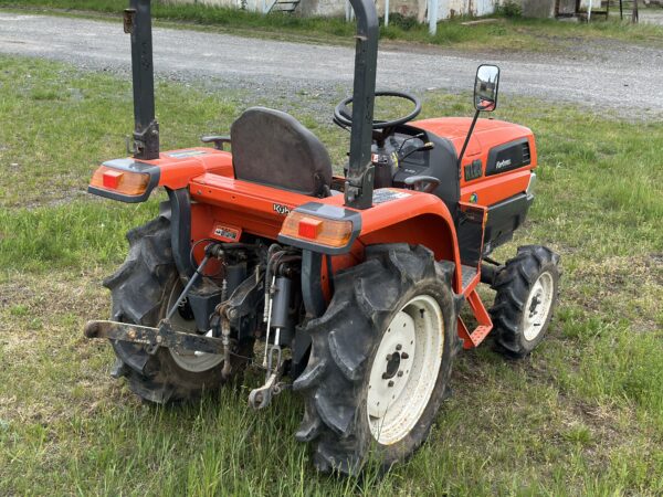 KUBOTA KL23 4x4 servo (594mth) - Image 3