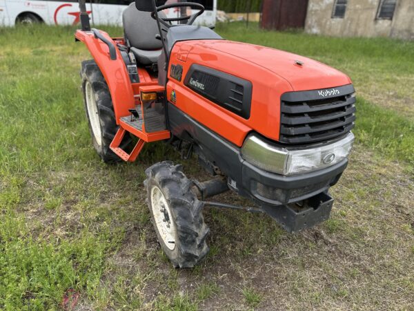 KUBOTA KL23 4x4 servo (594mth) - Image 4