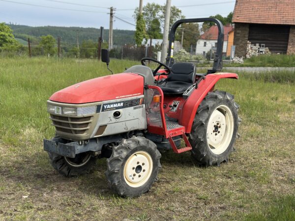 YANMAR AF24 4x4 servo (1545mth)