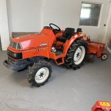 KUBOTA X20 (X-20) s rotavatorem 801MTH