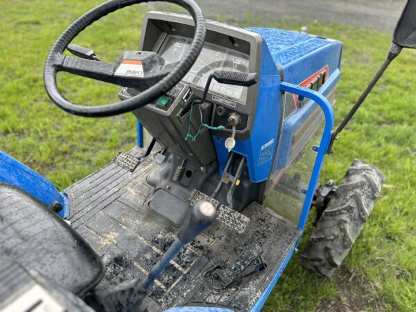 ISEKI TA227F 4x4 1860mth - Image 6