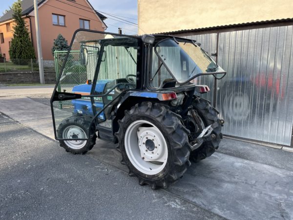2005 ISEKI GEAS TG30 2330mth - Image 5