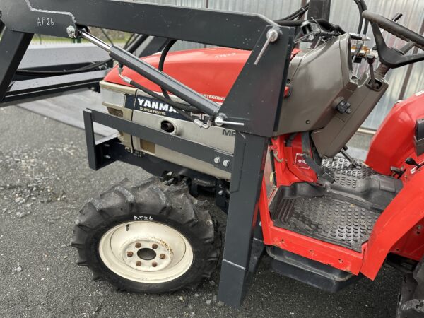 YANMAR AF26 4x4 servo nakladač 1060mth - Image 5