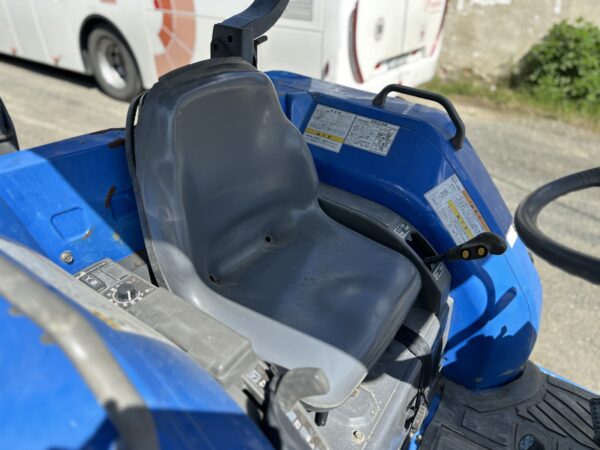 ISEKI TG333 4x4 servo stříška - Image 5